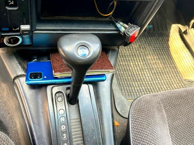 Чорний Опель Омега, об'ємом двигуна 2 л та пробігом 0 тис. км за 1300 $, фото 10 на Automoto.ua