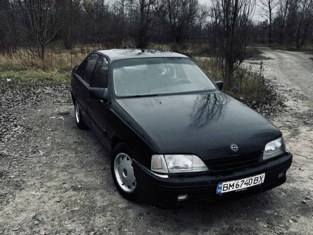 Чорний Опель Омега, об'ємом двигуна 2 л та пробігом 350 тис. км за 1200 $, фото 2 на Automoto.ua