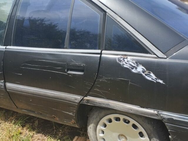 Черный Опель Омега, объемом двигателя 2 л и пробегом 1 тыс. км за 800 $, фото 5 на Automoto.ua