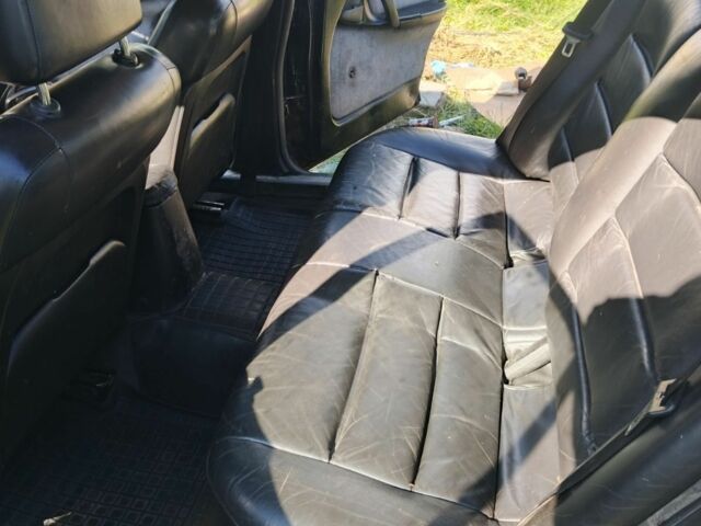 Черный Опель Омега, объемом двигателя 2 л и пробегом 1000 тыс. км за 1001 $, фото 2 на Automoto.ua