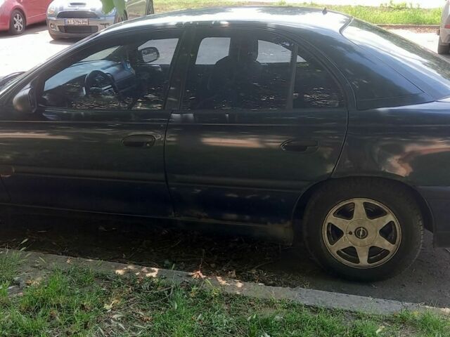 Чорний Опель Омега, об'ємом двигуна 0 л та пробігом 380 тис. км за 1900 $, фото 2 на Automoto.ua