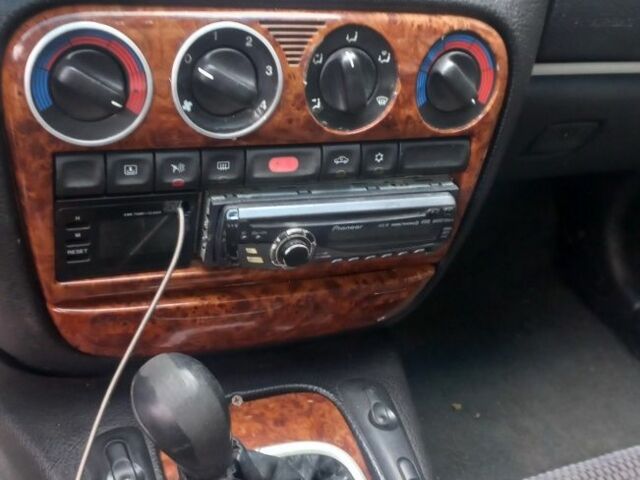 Чорний Опель Омега, об'ємом двигуна 2.5 л та пробігом 338 тис. км за 1800 $, фото 7 на Automoto.ua