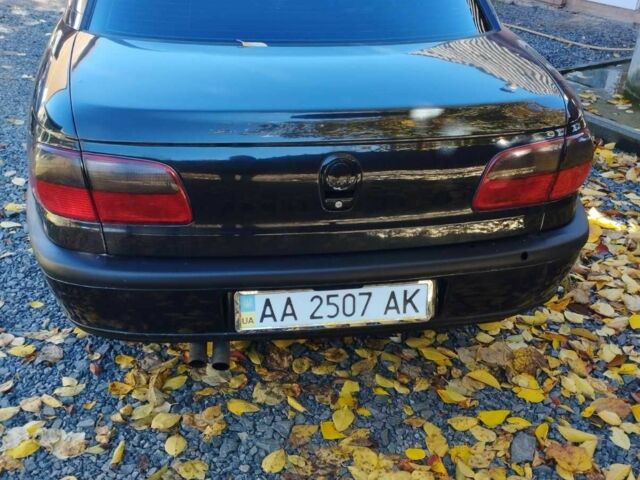Чорний Опель Омега, об'ємом двигуна 3 л та пробігом 389 тис. км за 2500 $, фото 2 на Automoto.ua