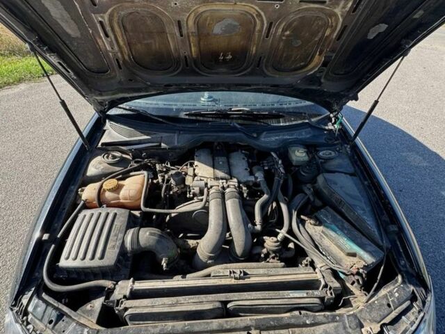 Опель Омега 1994 в Червонограде на Automoto.ua Черный Опель Омега, объемом двигателя 2.5 л и пробегом 450 тыс. км за 2000 $, фото 5 на Automoto.ua