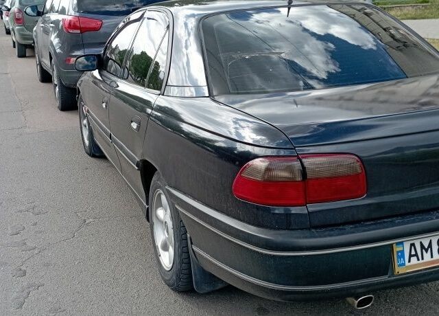 Чорний Опель Омега, об'ємом двигуна 2.5 л та пробігом 317 тис. км за 1700 $, фото 1 на Automoto.ua