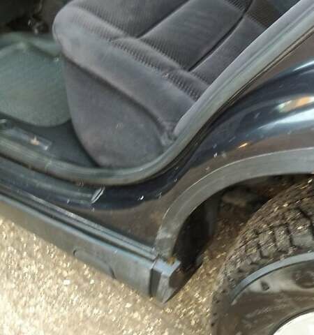 Черный Опель Омега, объемом двигателя 2.5 л и пробегом 300 тыс. км за 2900 $, фото 13 на Automoto.ua