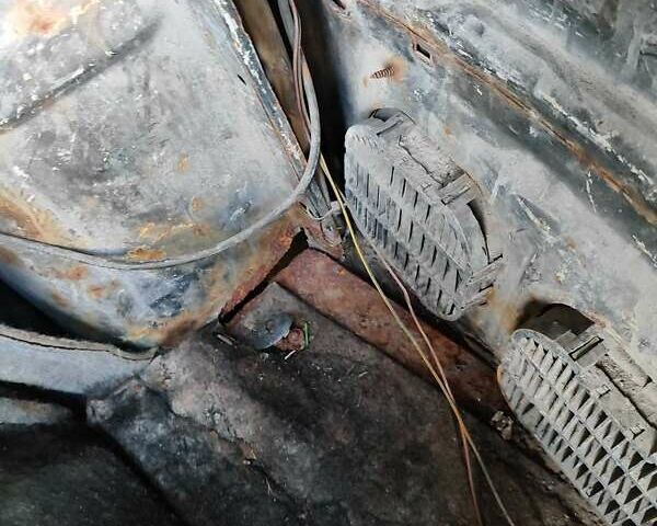 Черный Опель Омега, объемом двигателя 2.5 л и пробегом 999 тыс. км за 850 $, фото 2 на Automoto.ua