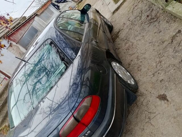 Черный Опель Омега, объемом двигателя 2.5 л и пробегом 361 тыс. км за 1200 $, фото 3 на Automoto.ua