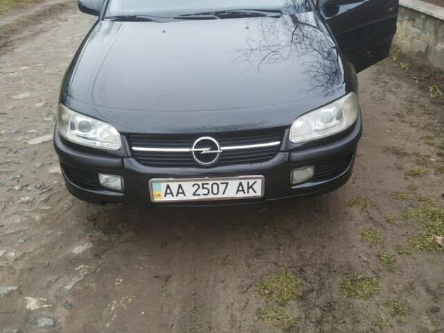 Черный Опель Омега, объемом двигателя 3 л и пробегом 382 тыс. км за 2200 $, фото 13 на Automoto.ua