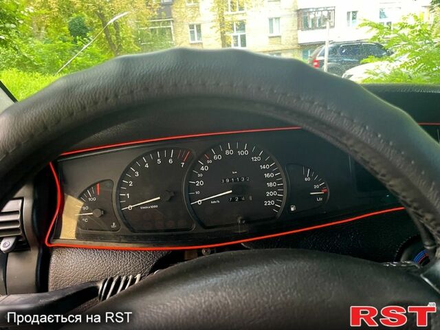 Черный Опель Омега, объемом двигателя 2 л и пробегом 0 тыс. км за 2500 $, фото 6 на Automoto.ua