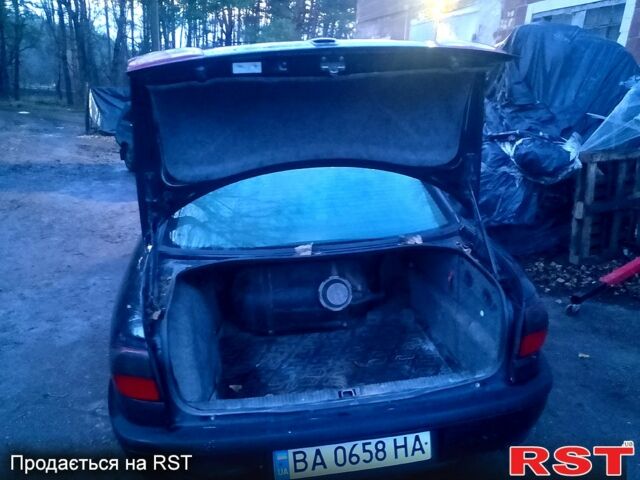 Черный Опель Омега, объемом двигателя 2 л и пробегом 167 тыс. км за 900 $, фото 3 на Automoto.ua