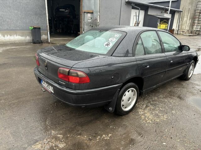 Черный Опель Омега, объемом двигателя 2 л и пробегом 380 тыс. км за 4397 $, фото 5 на Automoto.ua