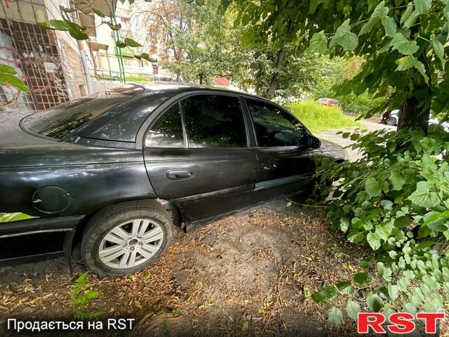 Черный Опель Омега, объемом двигателя 2 л и пробегом 0 тыс. км за 2500 $, фото 3 на Automoto.ua