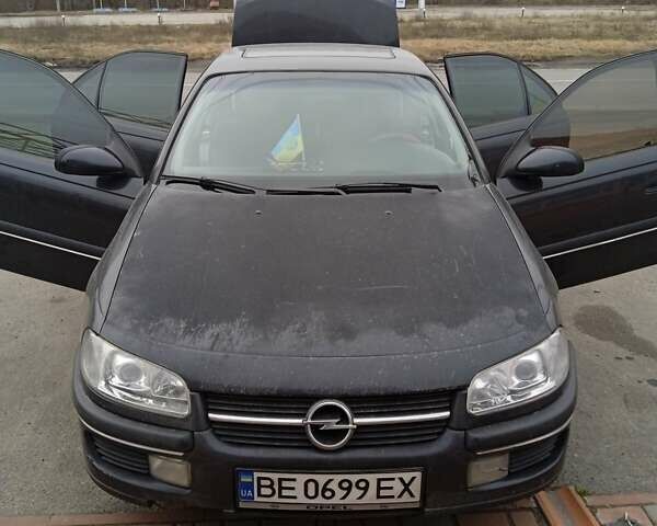 Черный Опель Омега, объемом двигателя 2.5 л и пробегом 328 тыс. км за 3000 $, фото 18 на Automoto.ua