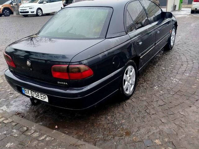 Опель Омега 1995 в Хмельницком на Automoto.ua Черный Опель Омега, объемом двигателя 3 л и пробегом 0 тыс. км за 1500 $, фото 1 на Automoto.ua