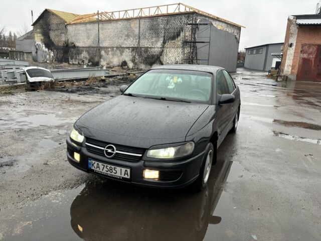 Черный Опель Омега, объемом двигателя 2 л и пробегом 380 тыс. км за 4397 $, фото 1 на Automoto.ua