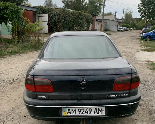 Чорний Опель Омега, об'ємом двигуна 2.5 л та пробігом 267 тис. км за 2500 $, фото 7 на Automoto.ua