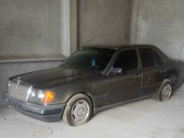 Чорний Опель Омега, об'ємом двигуна 0 л та пробігом 150 тис. км за 695 $, фото 3 на Automoto.ua