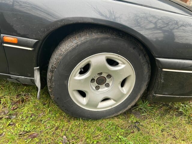 Черный Опель Омега, объемом двигателя 2.5 л и пробегом 274 тыс. км за 2000 $, фото 8 на Automoto.ua