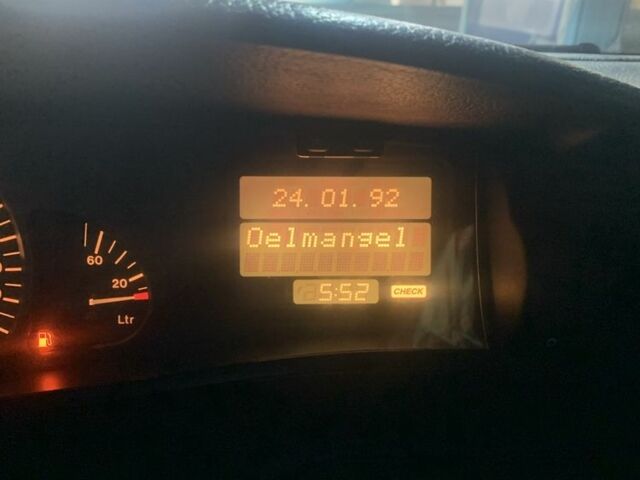 Черный Опель Омега, объемом двигателя 2 л и пробегом 311 тыс. км за 2300 $, фото 7 на Automoto.ua