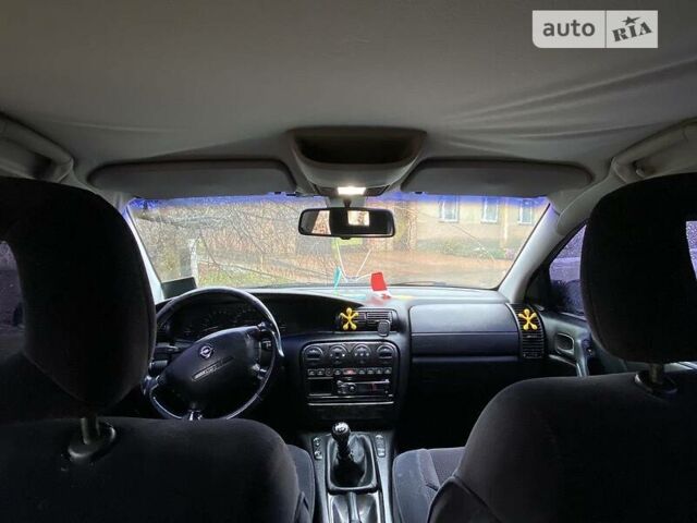 Чорний Опель Омега, об'ємом двигуна 2 л та пробігом 365 тис. км за 2700 $, фото 3 на Automoto.ua