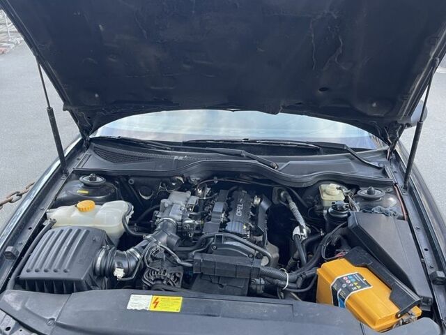 Чорний Опель Омега, об'ємом двигуна 2 л та пробігом 302 тис. км за 3000 $, фото 9 на Automoto.ua