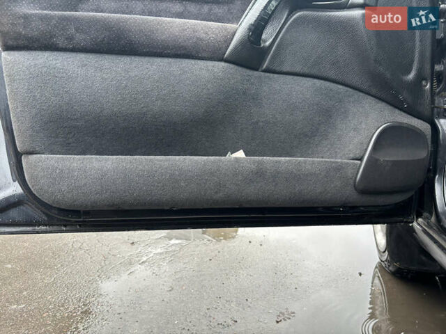 Черный Опель Омега, объемом двигателя 2 л и пробегом 380 тыс. км за 3800 $, фото 9 на Automoto.ua