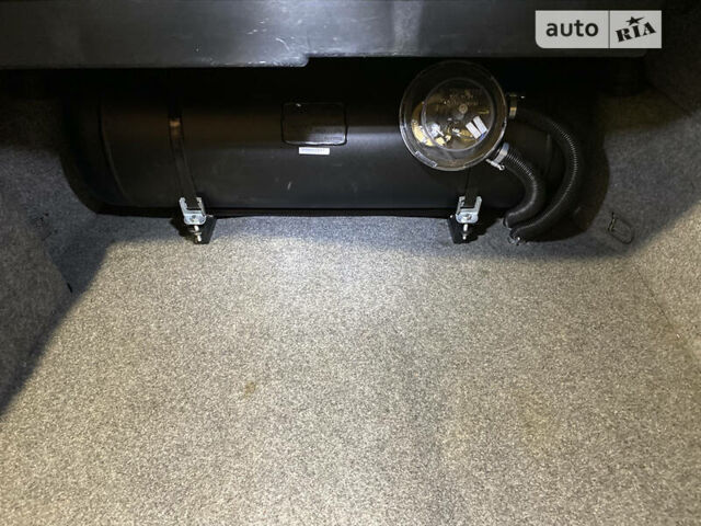 Чорний Опель Омега, об'ємом двигуна 2 л та пробігом 365 тис. км за 2700 $, фото 5 на Automoto.ua