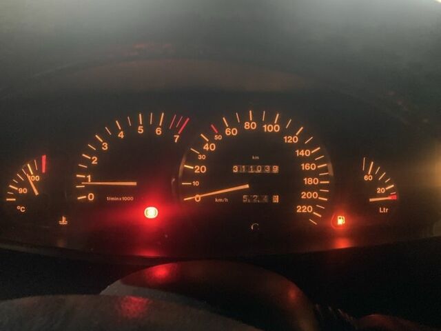 Черный Опель Омега, объемом двигателя 2 л и пробегом 311 тыс. км за 2300 $, фото 1 на Automoto.ua