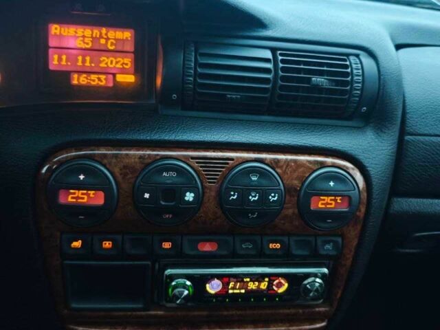 Черный Опель Омега, объемом двигателя 2 л и пробегом 335 тыс. км за 2400 $, фото 13 на Automoto.ua