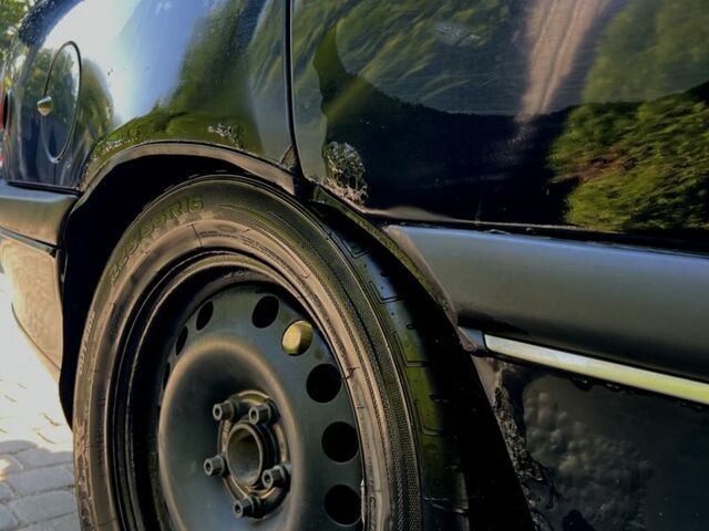 Черный Опель Омега, объемом двигателя 2 л и пробегом 516 тыс. км за 2000 $, фото 13 на Automoto.ua