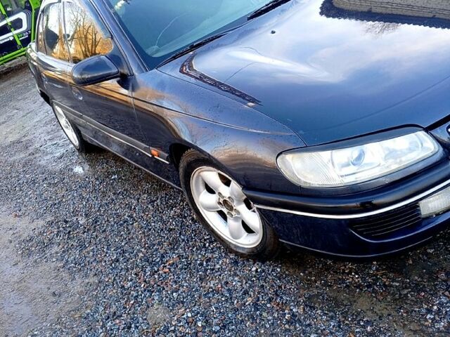 Черный Опель Омега, объемом двигателя 3 л и пробегом 0 тыс. км за 2850 $, фото 1 на Automoto.ua