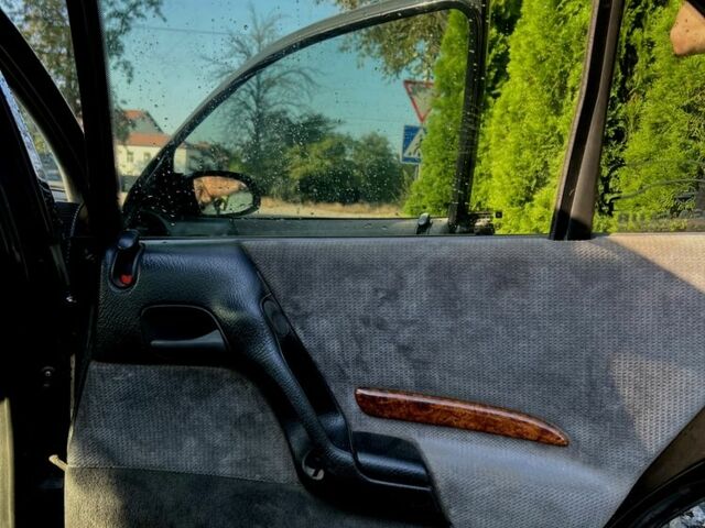 Черный Опель Омега, объемом двигателя 2 л и пробегом 516 тыс. км за 2000 $, фото 9 на Automoto.ua