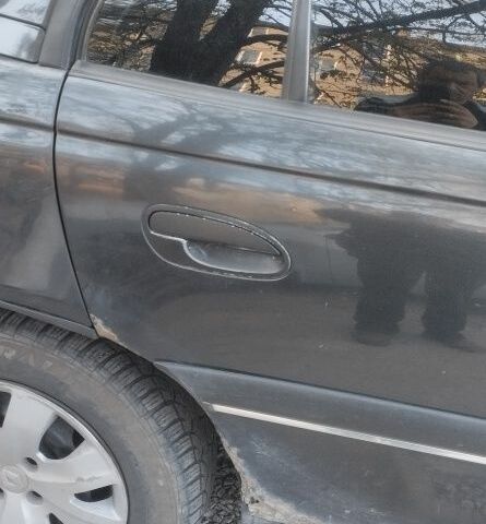 Черный Опель Омега, объемом двигателя 2 л и пробегом 551 тыс. км за 2000 $, фото 2 на Automoto.ua