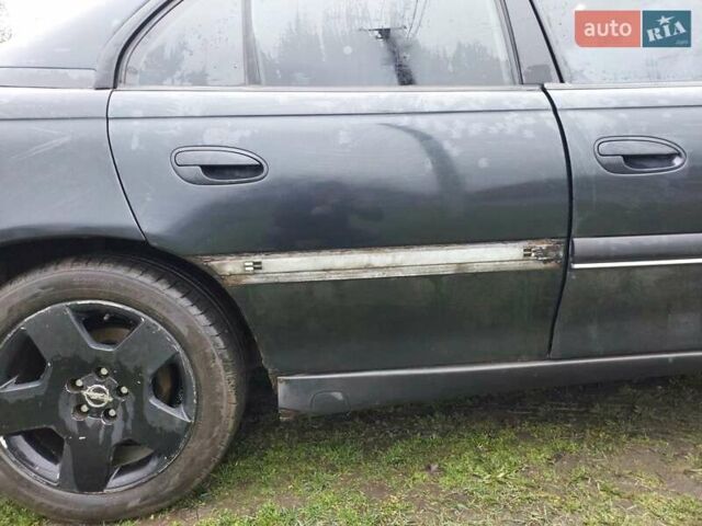 Чорний Опель Омега, об'ємом двигуна 2.5 л та пробігом 340 тис. км за 2596 $, фото 15 на Automoto.ua