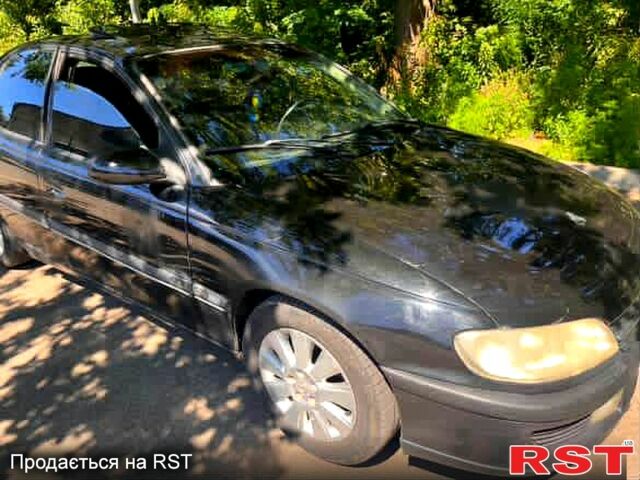 Чорний Опель Омега, об'ємом двигуна 2 л та пробігом 380 тис. км за 1700 $, фото 7 на Automoto.ua