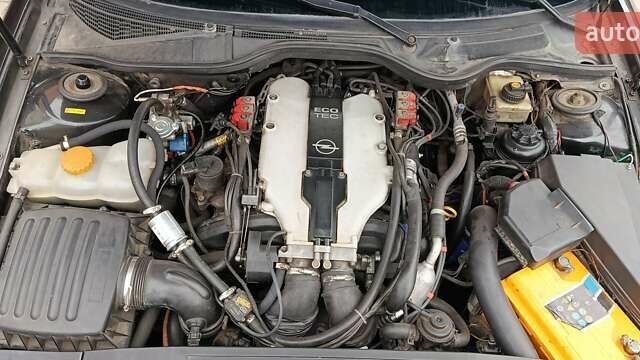 Чорний Опель Омега, об'ємом двигуна 3 л та пробігом 260 тис. км за 3500 $, фото 7 на Automoto.ua