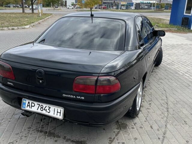 Чорний Опель Омега, об'ємом двигуна 2.9 л та пробігом 300 тис. км за 1500 $, фото 3 на Automoto.ua