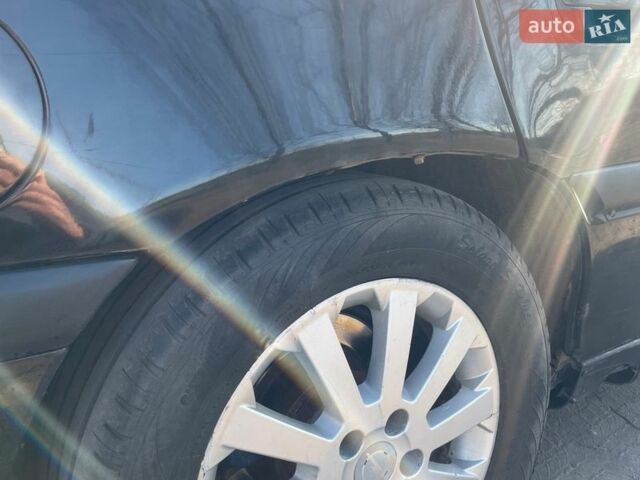 Черный Опель Омега, объемом двигателя 2 л и пробегом 380 тыс. км за 2100 $, фото 17 на Automoto.ua