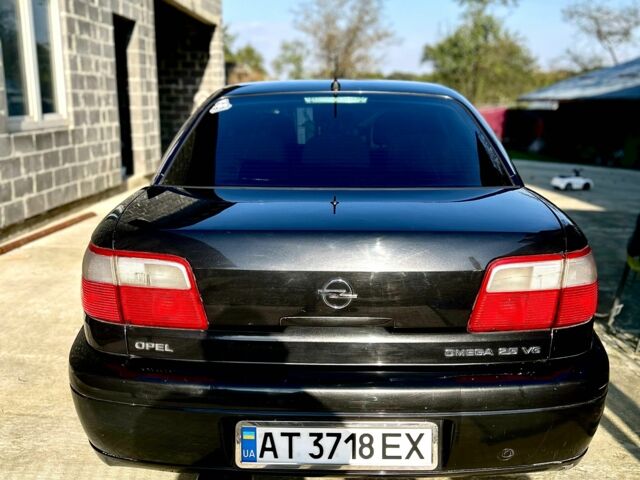 Чорний Опель Омега, об'ємом двигуна 2.5 л та пробігом 110 тис. км за 3300 $, фото 2 на Automoto.ua