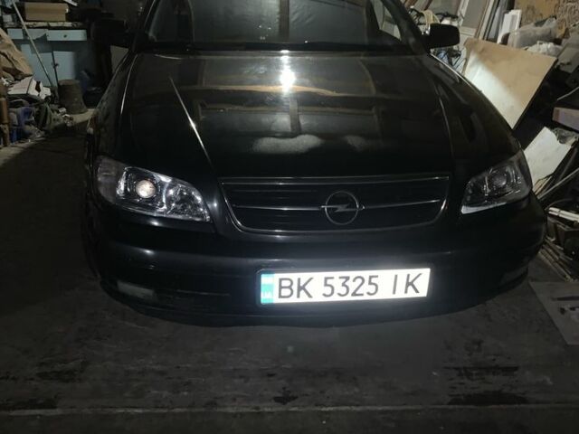 Чорний Опель Омега, об'ємом двигуна 2.2 л та пробігом 382 тис. км за 3100 $, фото 1 на Automoto.ua