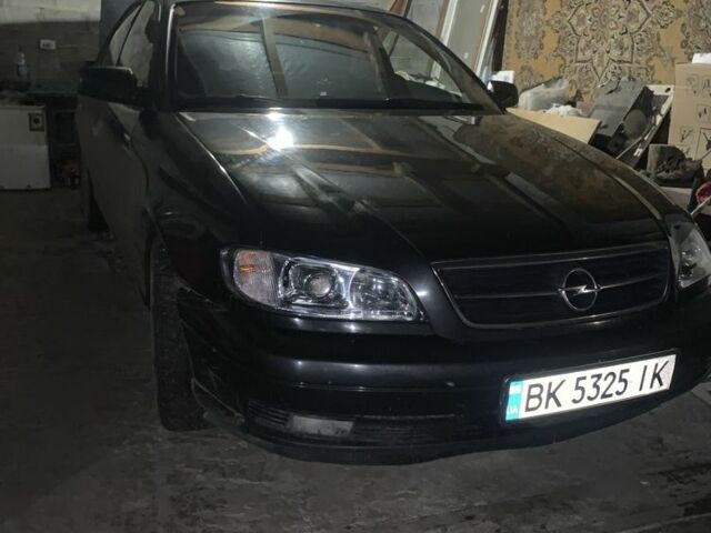 Чорний Опель Омега, об'ємом двигуна 2.2 л та пробігом 382 тис. км за 3100 $, фото 2 на Automoto.ua