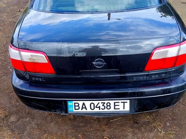 Чорний Опель Омега, об'ємом двигуна 2.2 л та пробігом 280 тис. км за 1900 $, фото 7 на Automoto.ua