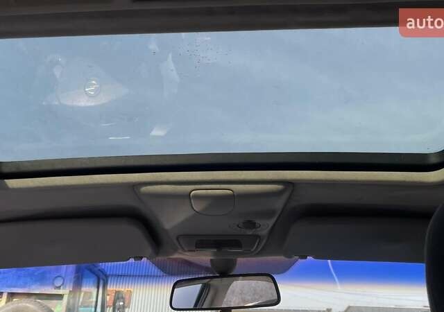 Черный Опель Омега, объемом двигателя 2.2 л и пробегом 263 тыс. км за 2000 $, фото 12 на Automoto.ua