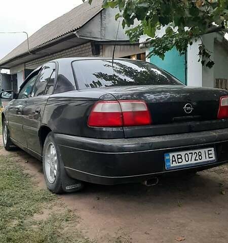 Чорний Опель Омега, об'ємом двигуна 2.2 л та пробігом 270 тис. км за 2600 $, фото 3 на Automoto.ua