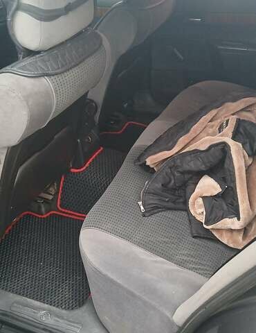 Чорний Опель Омега, об'ємом двигуна 2.2 л та пробігом 350 тис. км за 2050 $, фото 2 на Automoto.ua