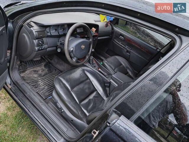 Чорний Опель Омега, об'ємом двигуна 2.96 л та пробігом 405 тис. км за 2700 $, фото 4 на Automoto.ua