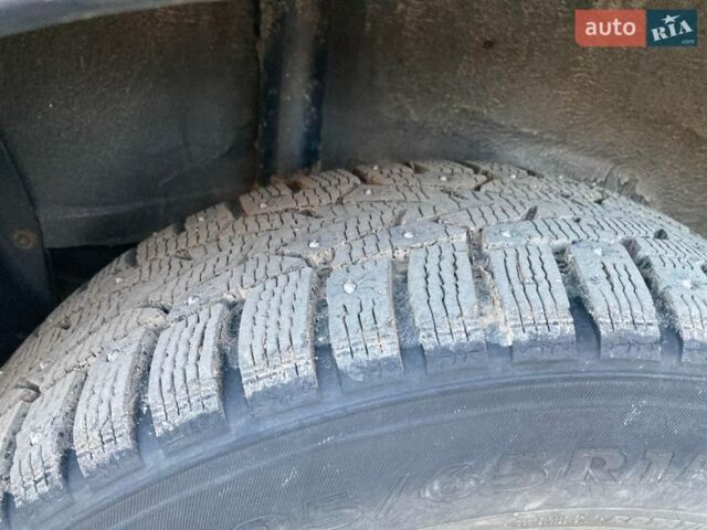 Черный Опель Омега, объемом двигателя 2.2 л и пробегом 380 тыс. км за 3999 $, фото 14 на Automoto.ua