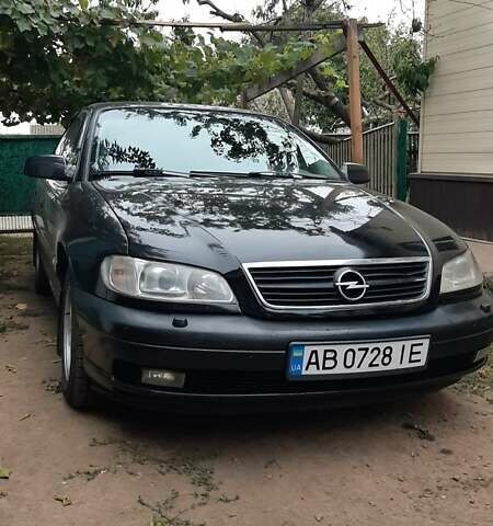 Чорний Опель Омега, об'ємом двигуна 2.2 л та пробігом 270 тис. км за 2600 $, фото 1 на Automoto.ua