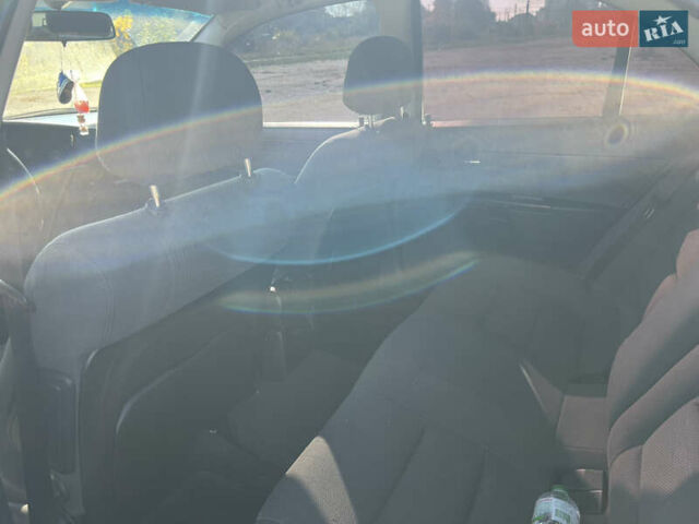 Опель Омега 2001 у Вінниці на Automoto.ua Чорний Опель Омега, об'ємом двигуна 2.2 л та пробігом 319 тис. км за 2000 $, фото 5 на Automoto.ua